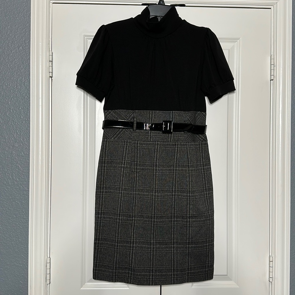 Juniors size 13 short sleeve plaid pencil skirt dress with‎ small split
